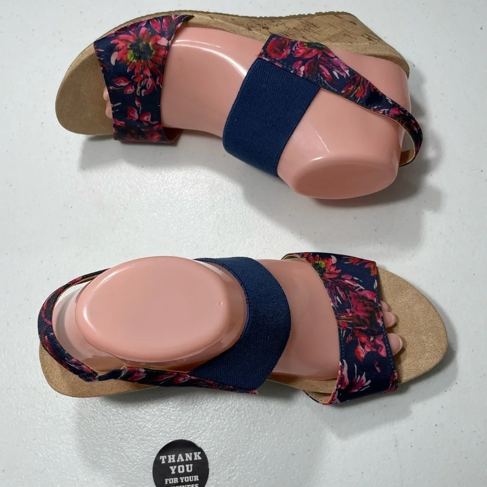 Life Stride Navy Floral Wedges Size 8.5 SB-K